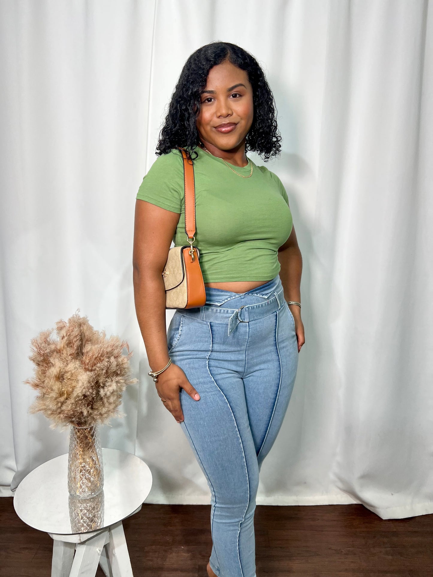 CREW NECK CROPTOP