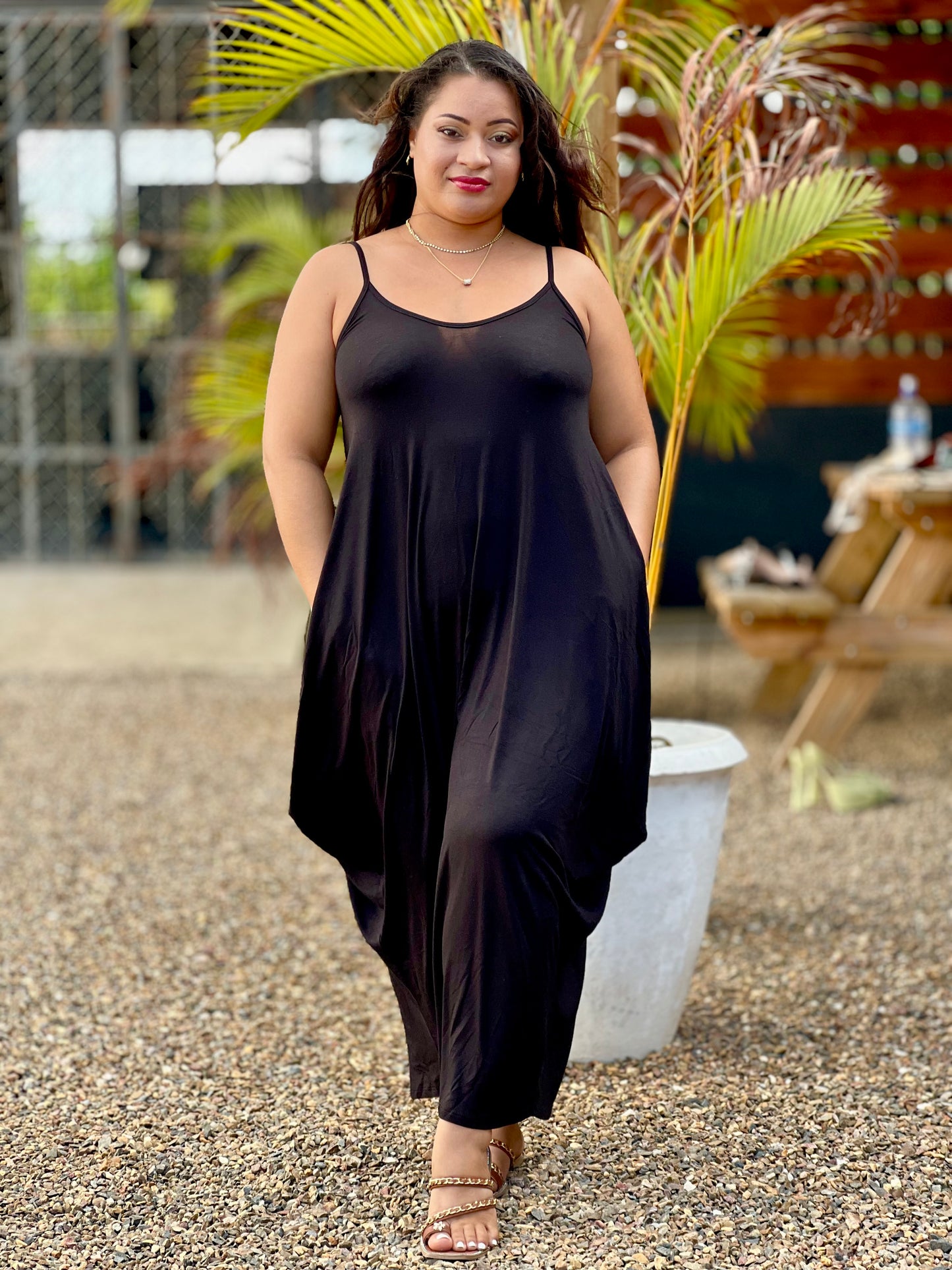 BREEZY V NECK MAXI DRESS
