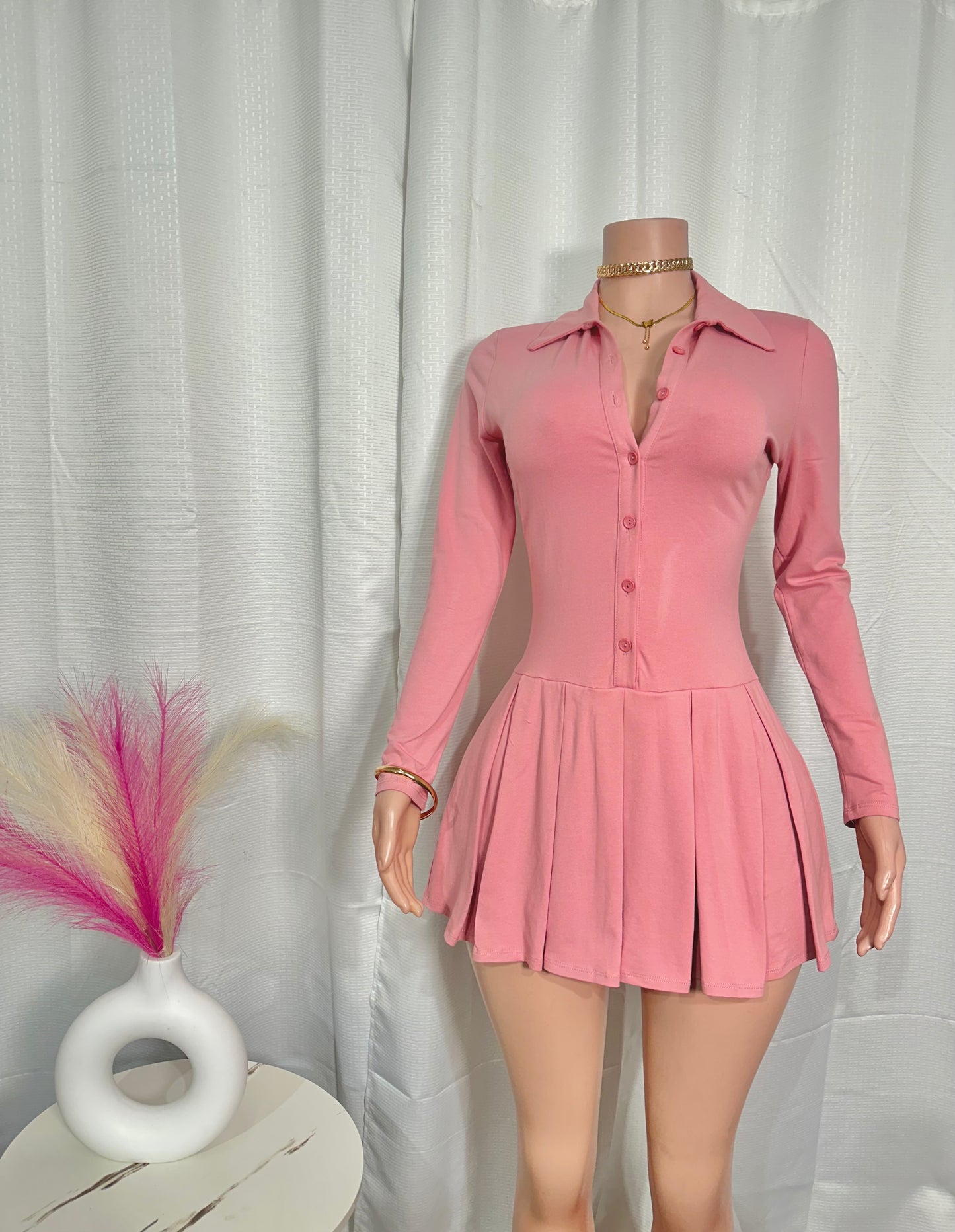 PLEATED LONG SLEEVE DRESS W/INSIDE SHORTS