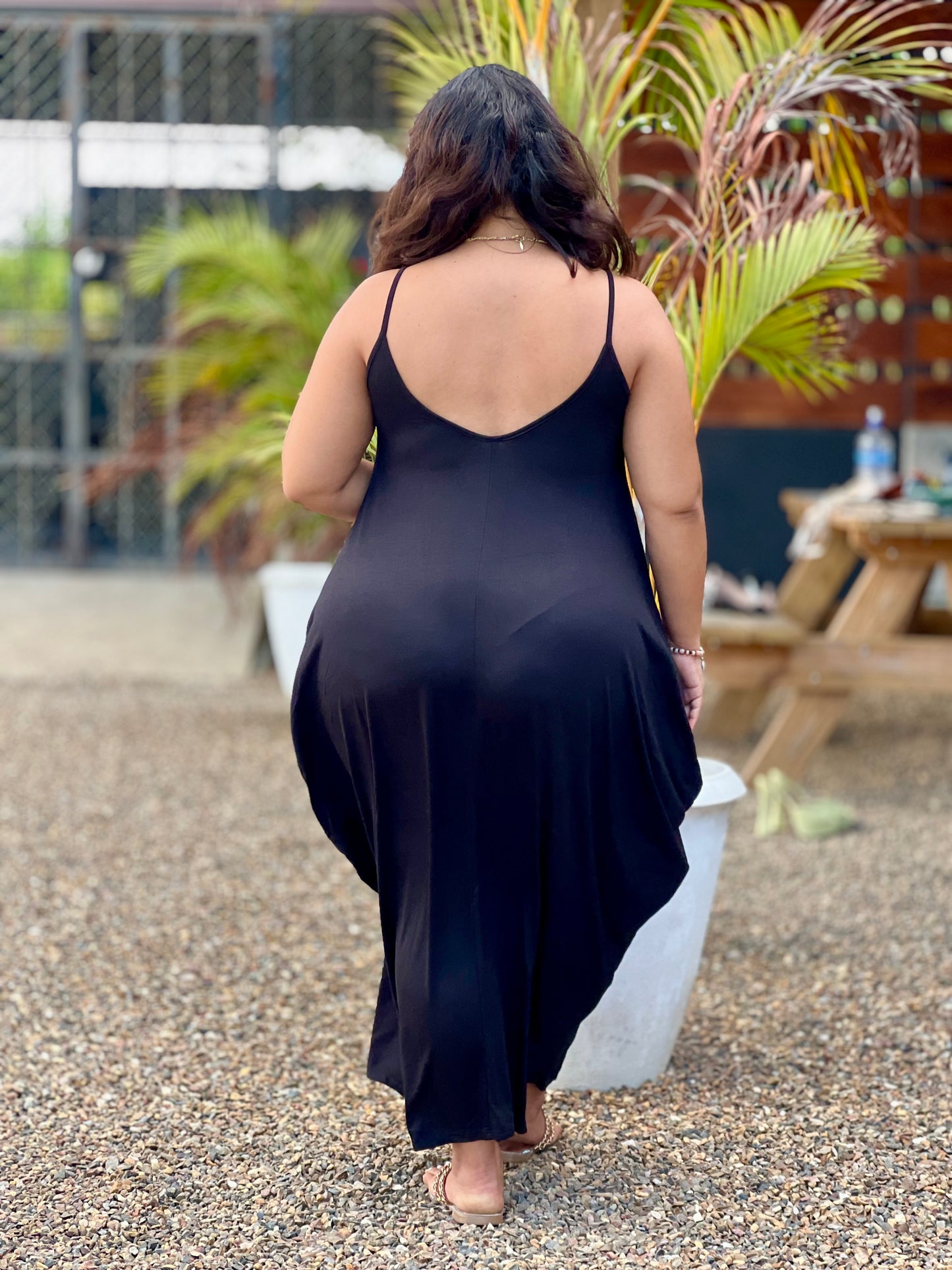 BREEZY V NECK MAXI DRESS