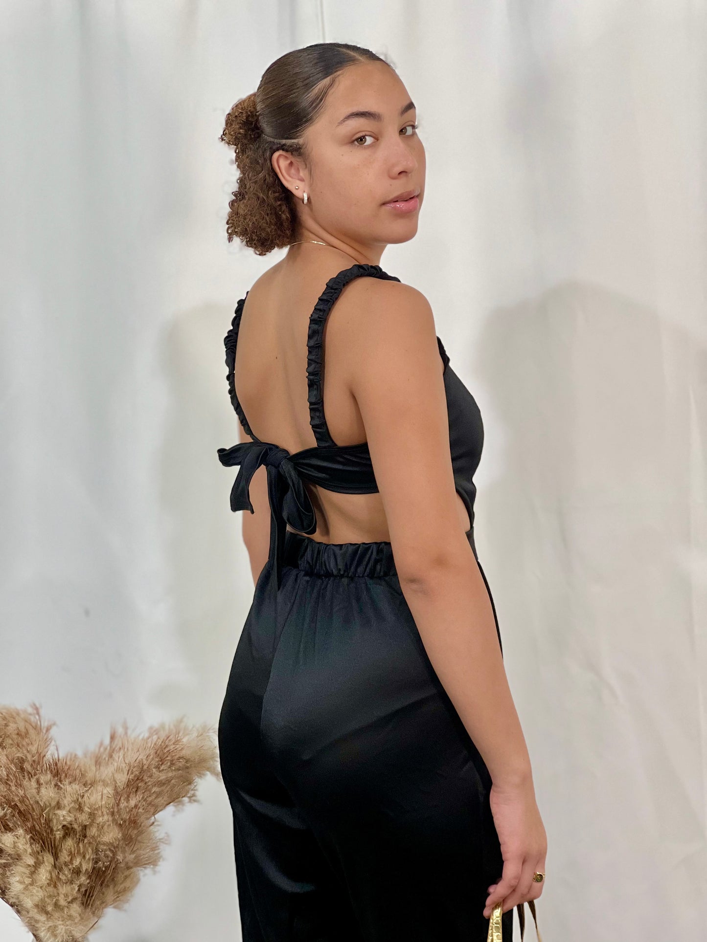 BACKLESS SCRUNCHED STRAP JUMPSUIT WITH BOW