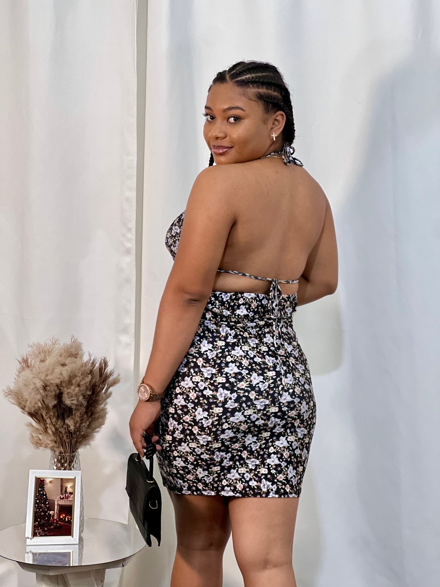 HALTER NECK, FLORAL PRINT MINI DRESS