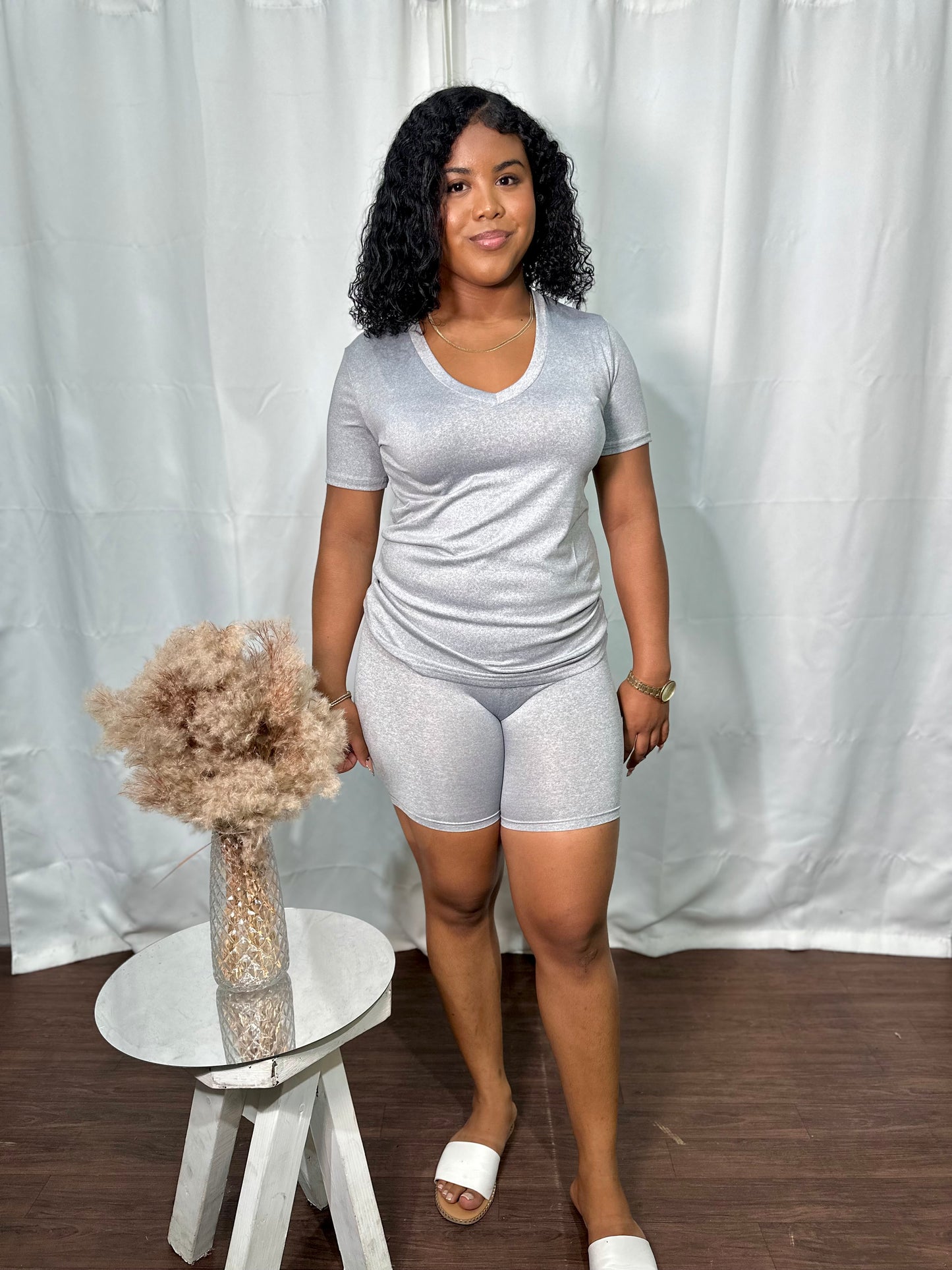 V-NECK TEE W/ BIKER SHORTS SET