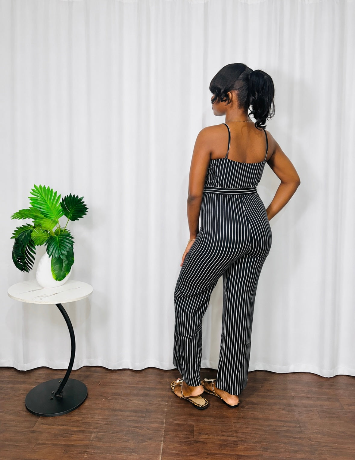 STRIPED V-CUT JUMPSUIT W/ WIDE LEG