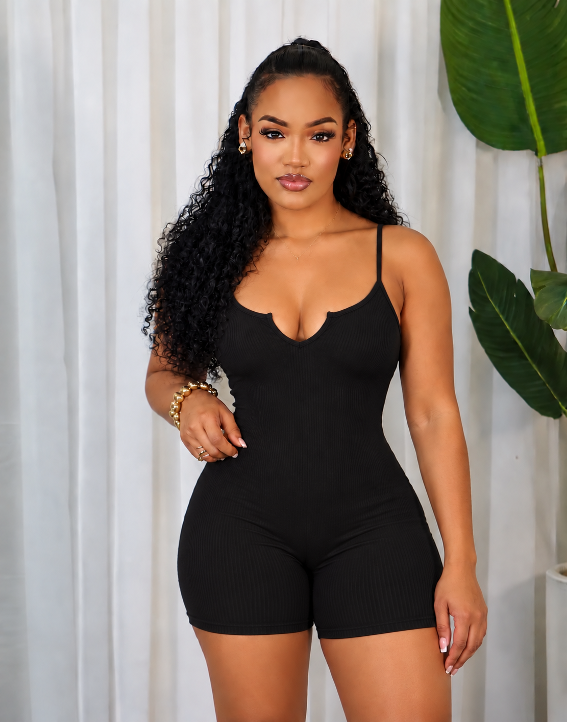 RIBBED SPLIT NECK CAMI ROMPER