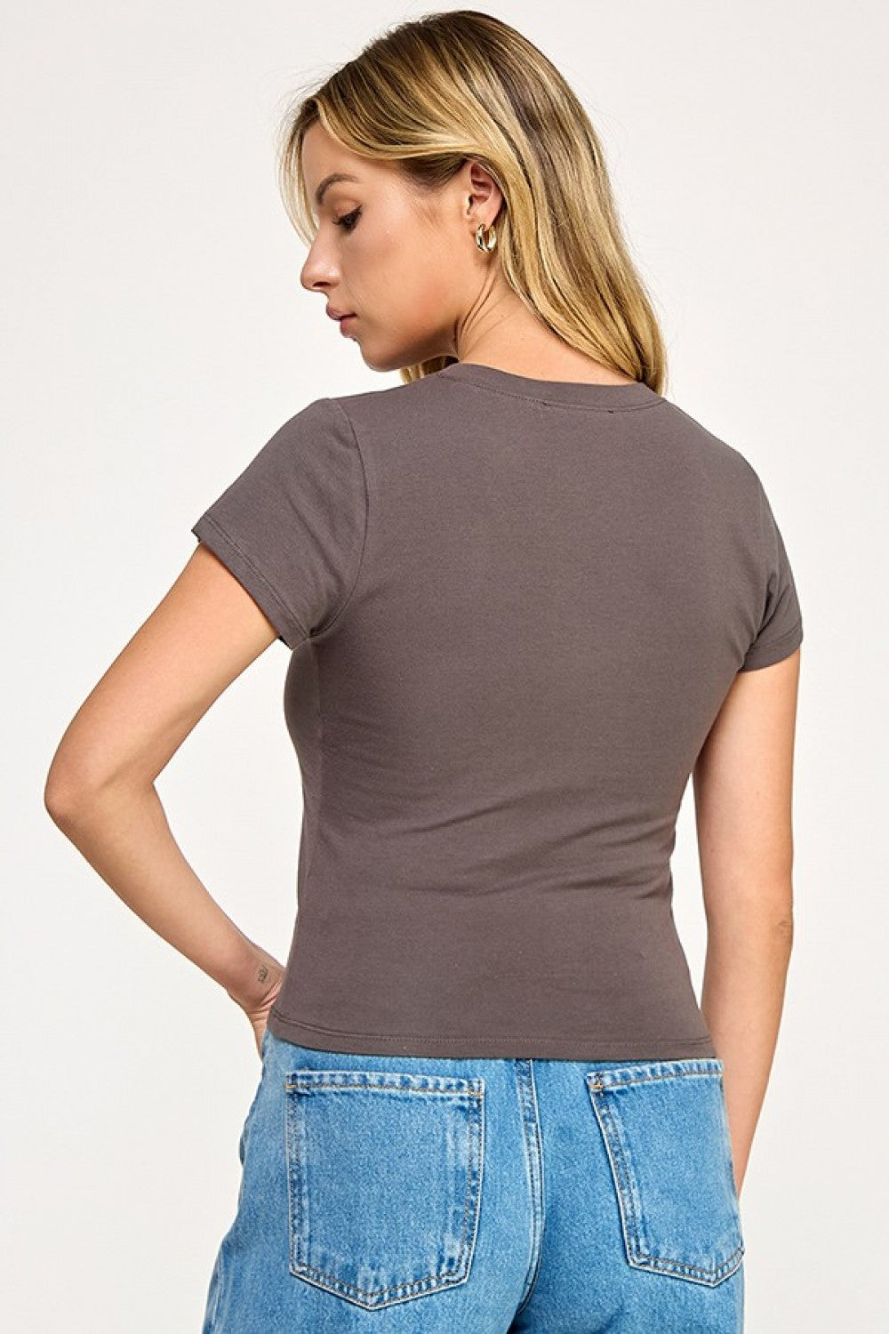 HOWDY GRAPHIC TEE