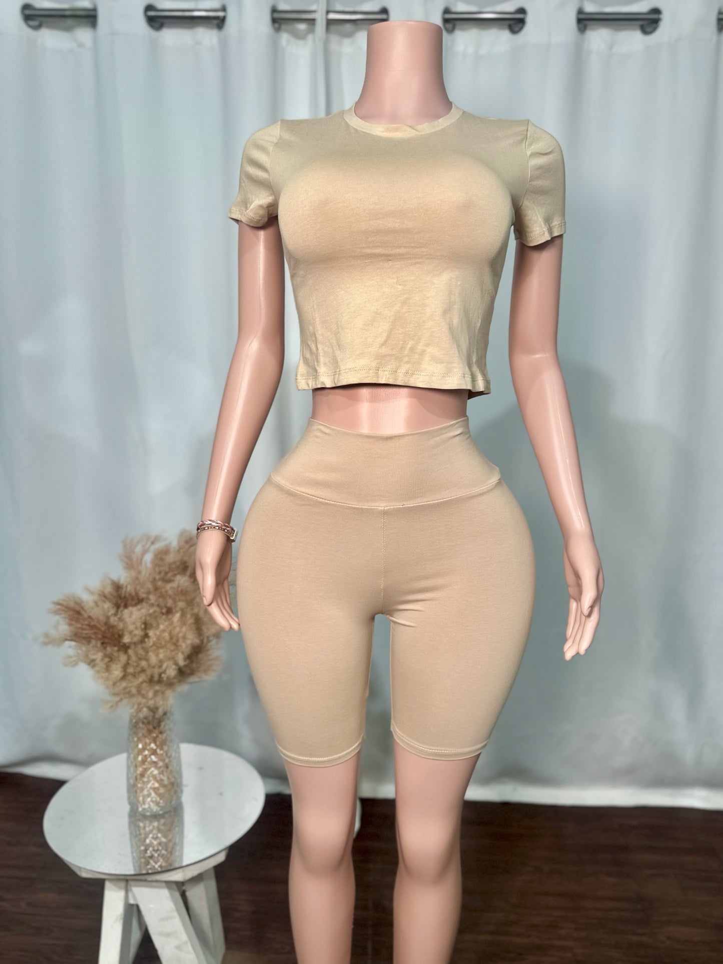 CATCH UP BIKER SHORT SET