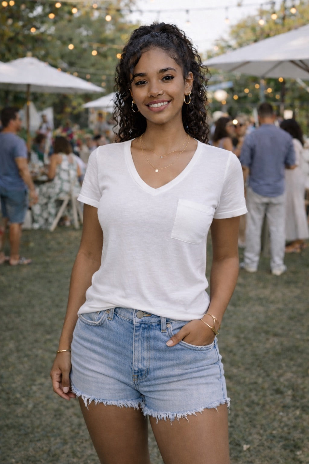 V NECK SHORT SLEEVE W/ POCKET