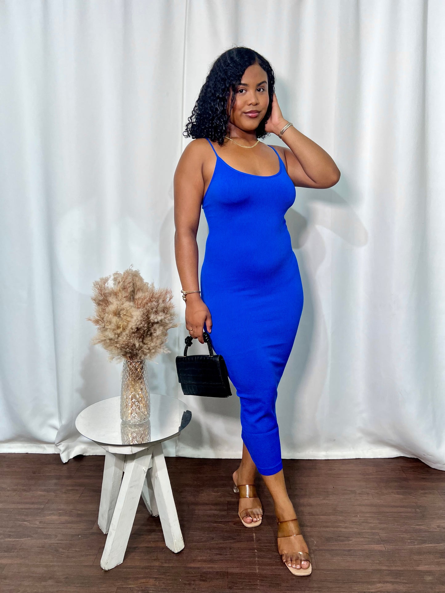 RIBBED SPAGHETTI STRAP BODYCON MAXI DRESS