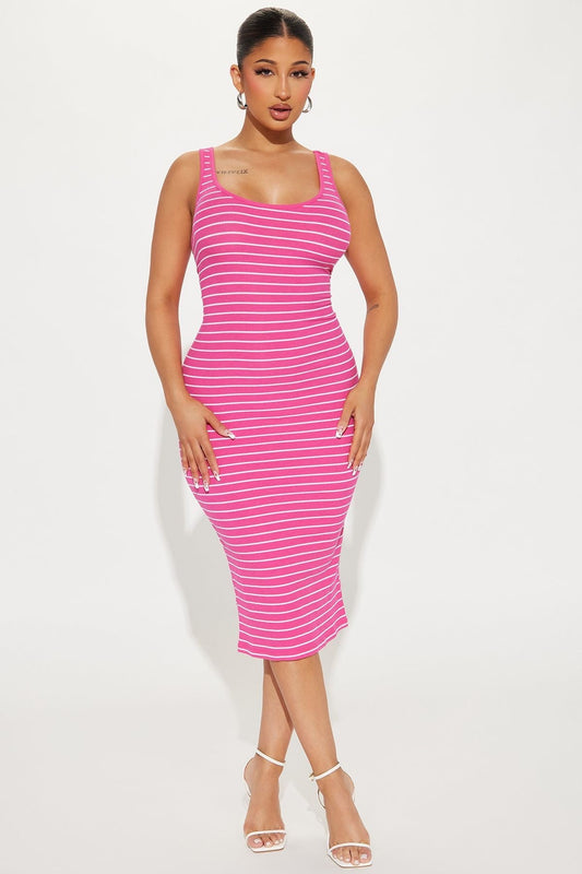 SCOOP NECK STRIPPED MIDI DRESS