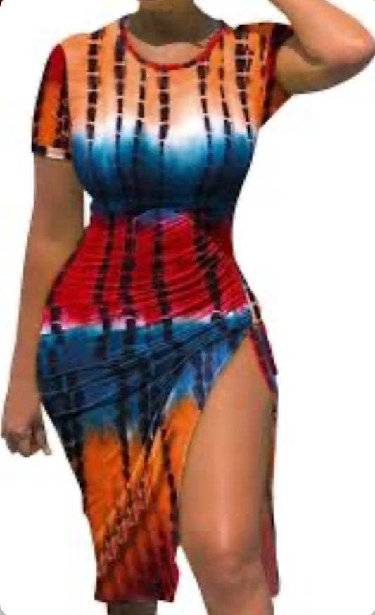 SHORT SLEEVE SPLIT RUCHED TIE DYE DRESS