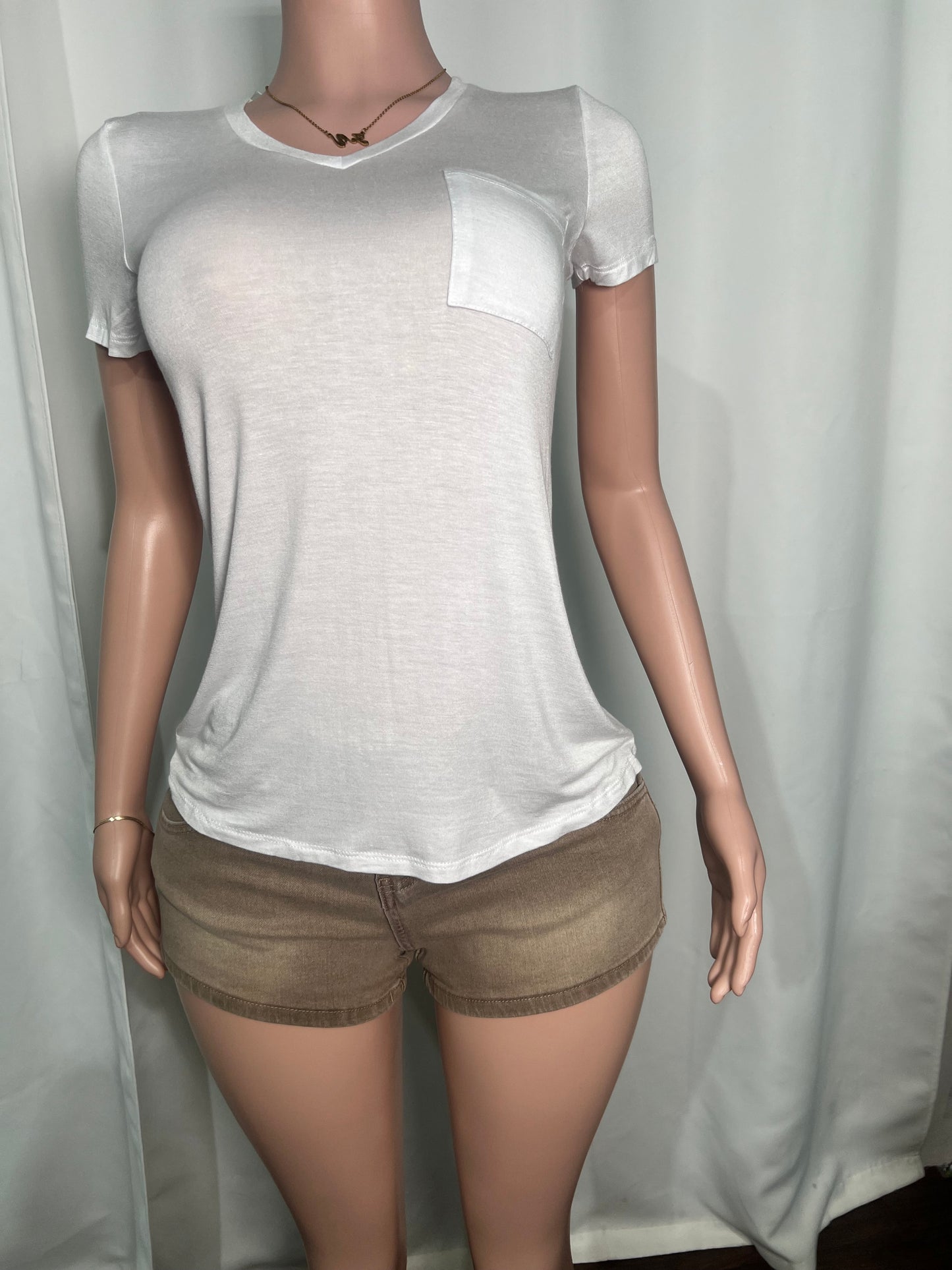 POCKET VNECK TEE