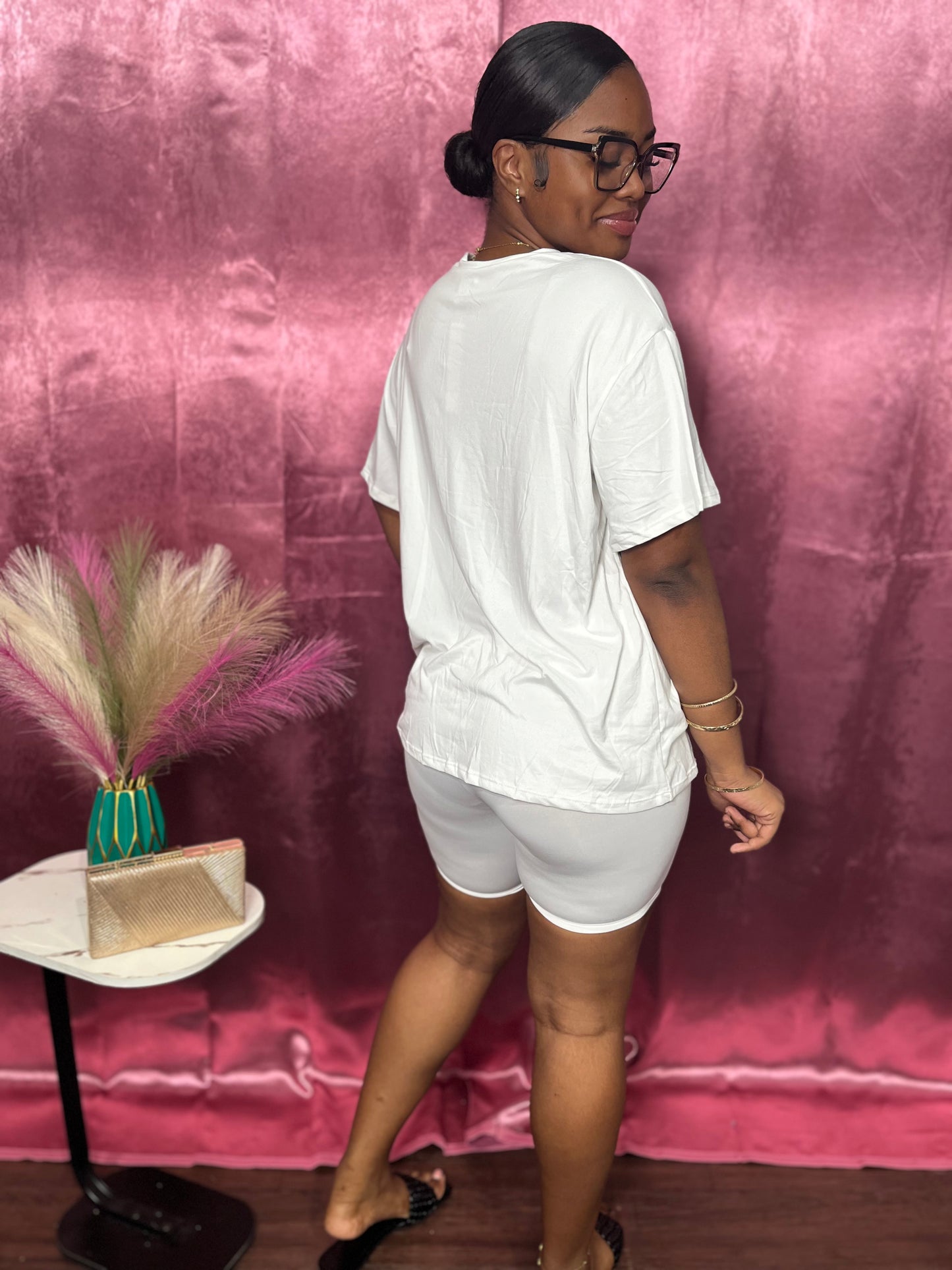 OVERSIZED T-SHIRT/ BIKER SHORTS SET