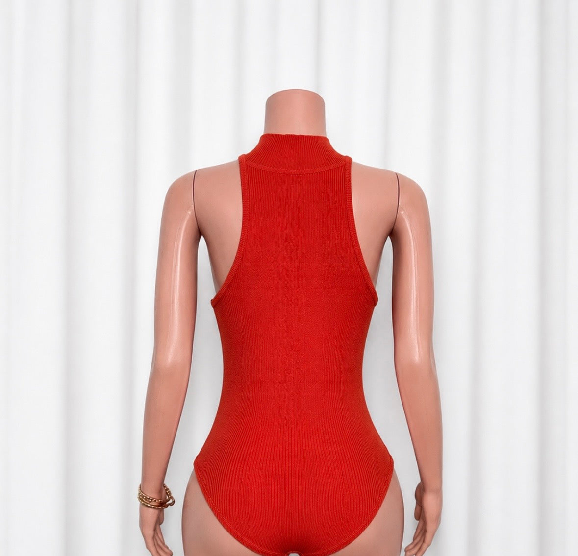 RIBBED MOCK-NECK BODYBLOUSE