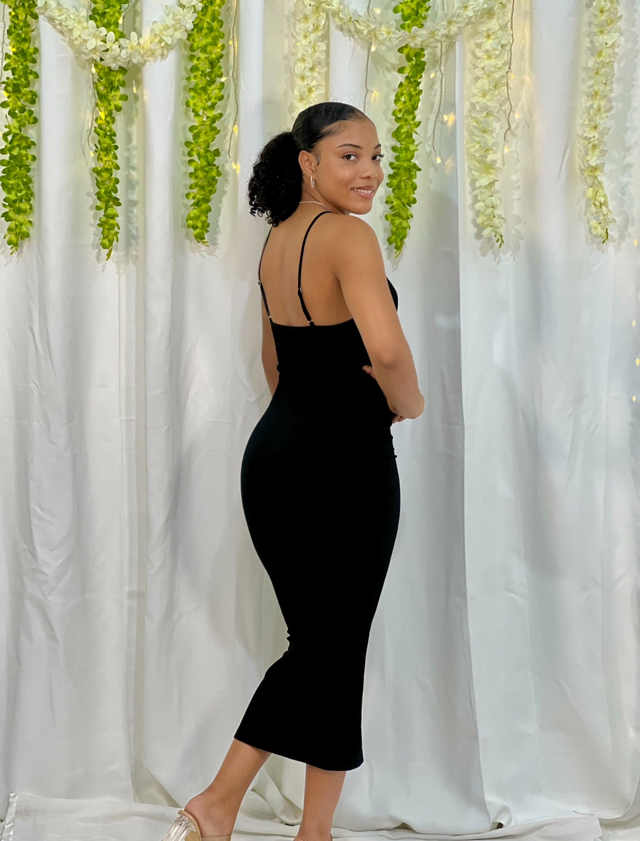 RIBBED SPAGHETTI STRAP BODYCON MAXI DRESS