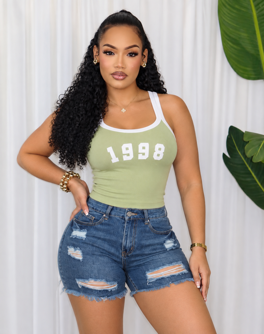 DISTRESSED RAW HEN DENIM SHORTS