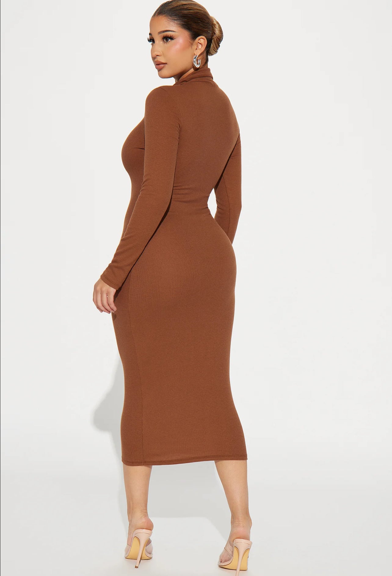 QUYNN QUARTER ZIP RIBBED MIDI DRESS