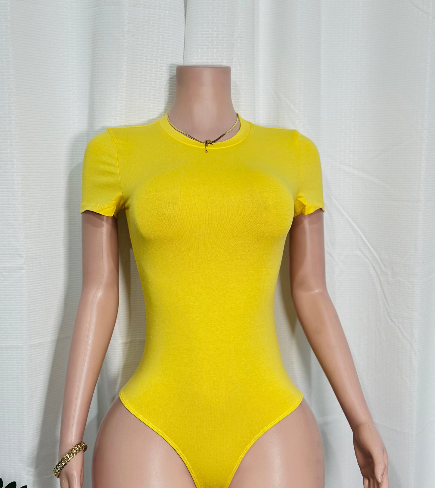 ROUND NECK SHORT SLV BODYBLOUSE
