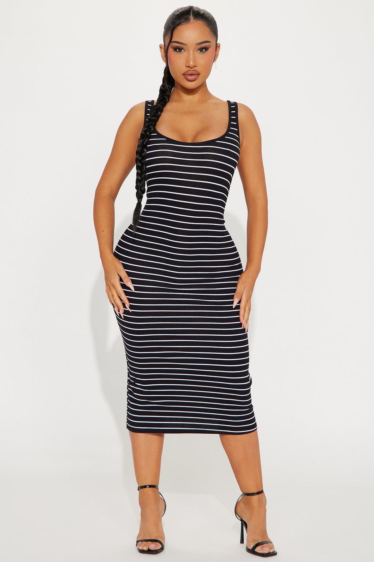 SCOOP NECK STRIPPED MIDI DRESS