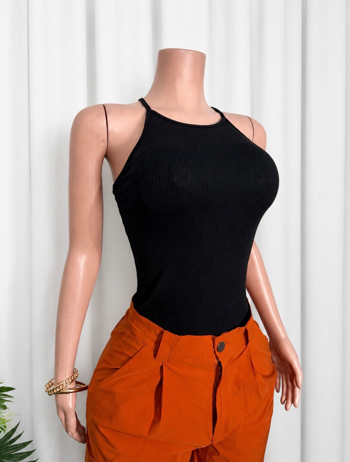HIGH-NECK HALTER RIBBED RACERBACK TOP