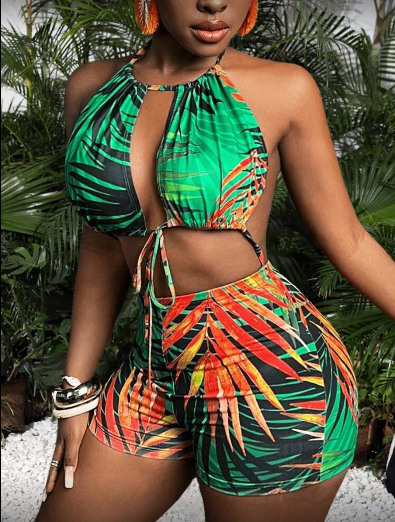 FLORAL PRINT HALTER ROMPER