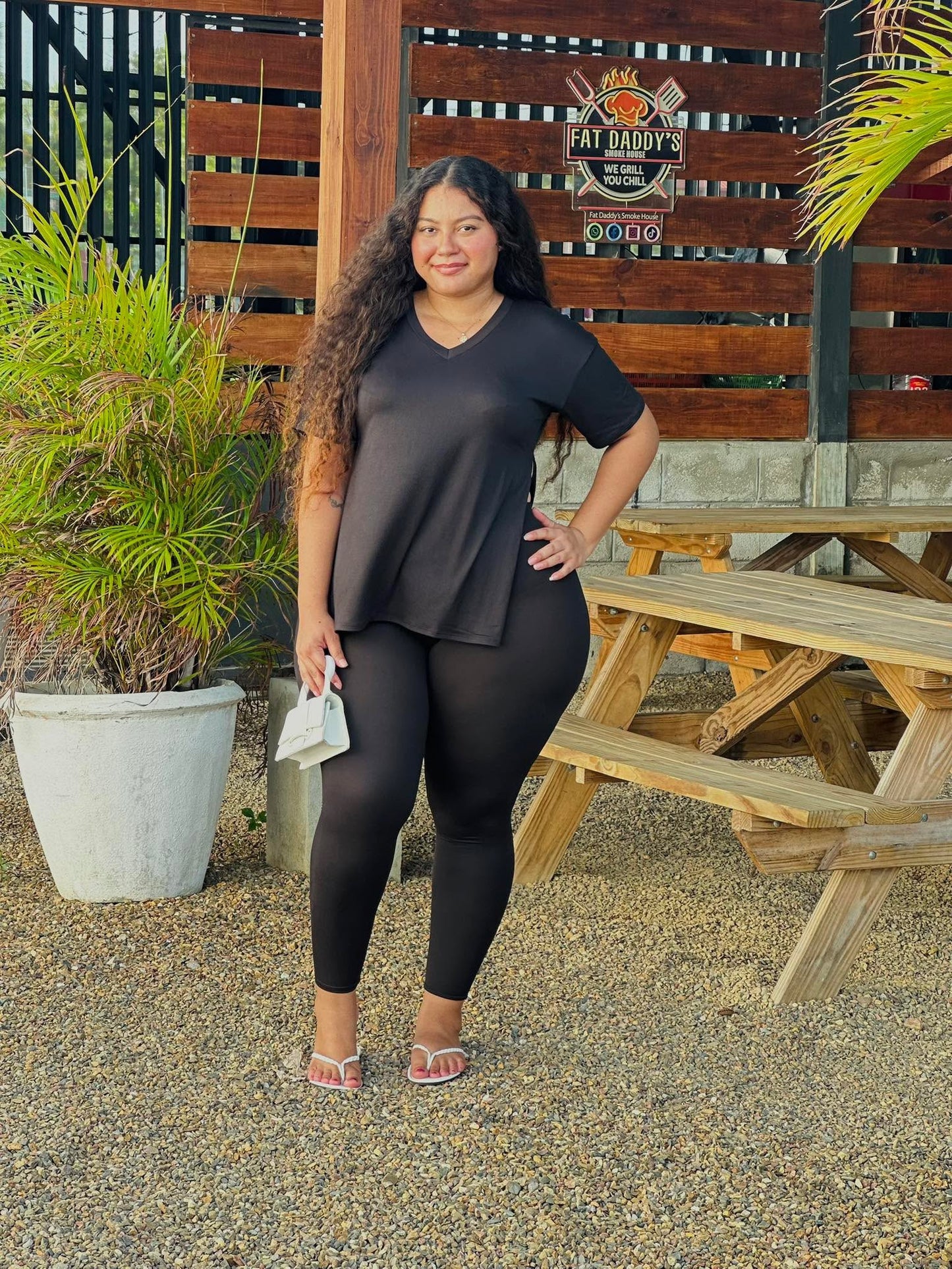 V-NECK, SHORT SLV TEE / LEGGINGS SET