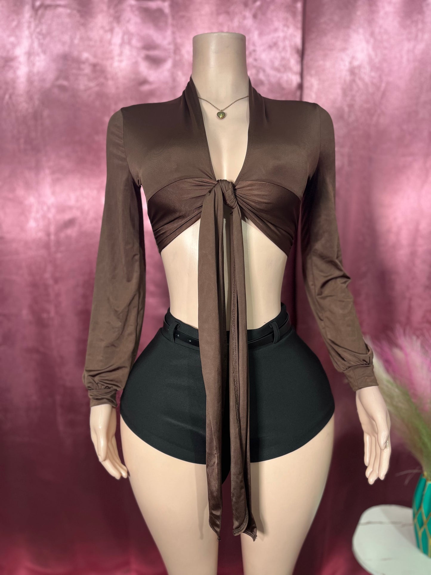 TIE FRONT LONG SLEEVE CROP TOP