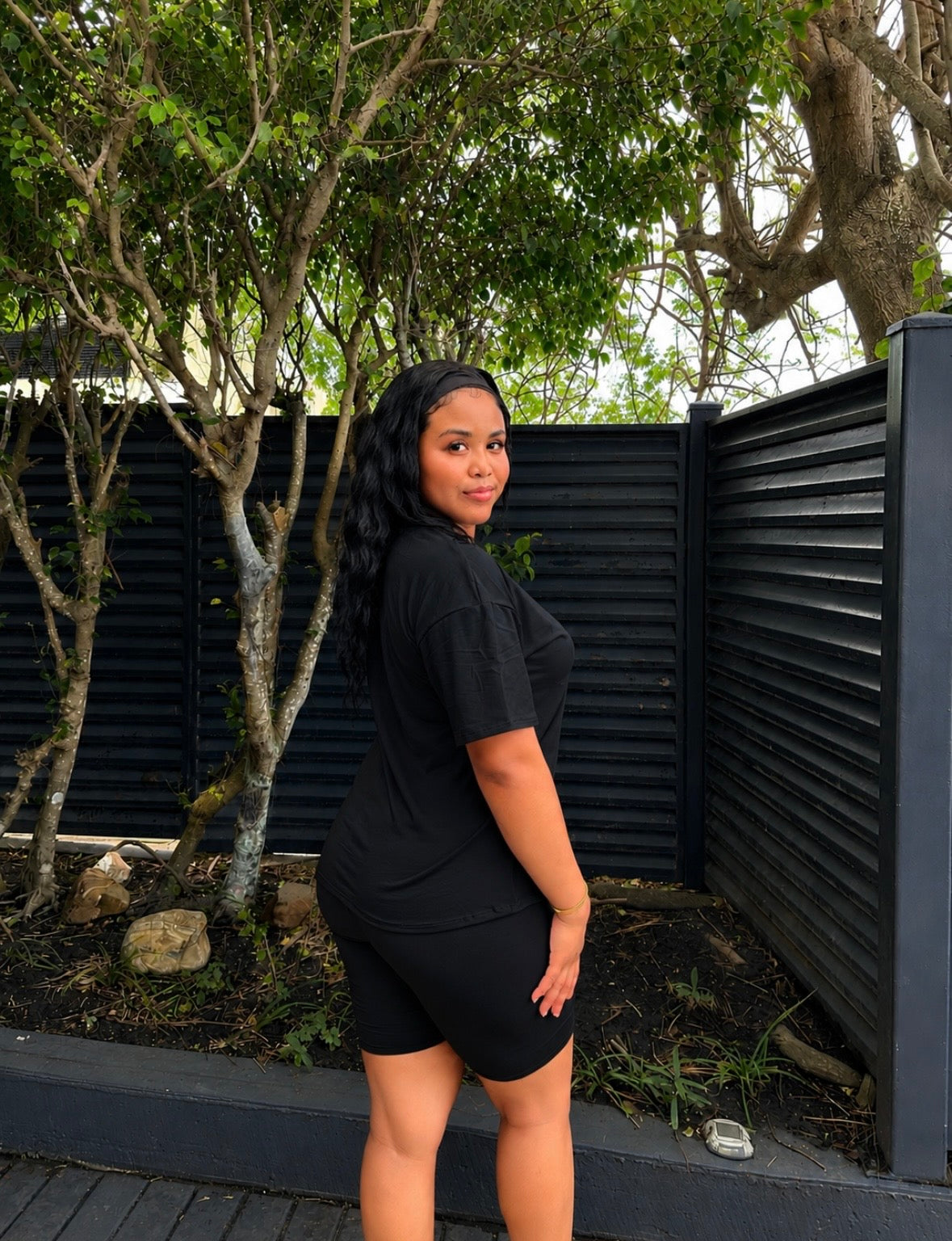 OVERSIZED TEE/BIKER SHORTS SET