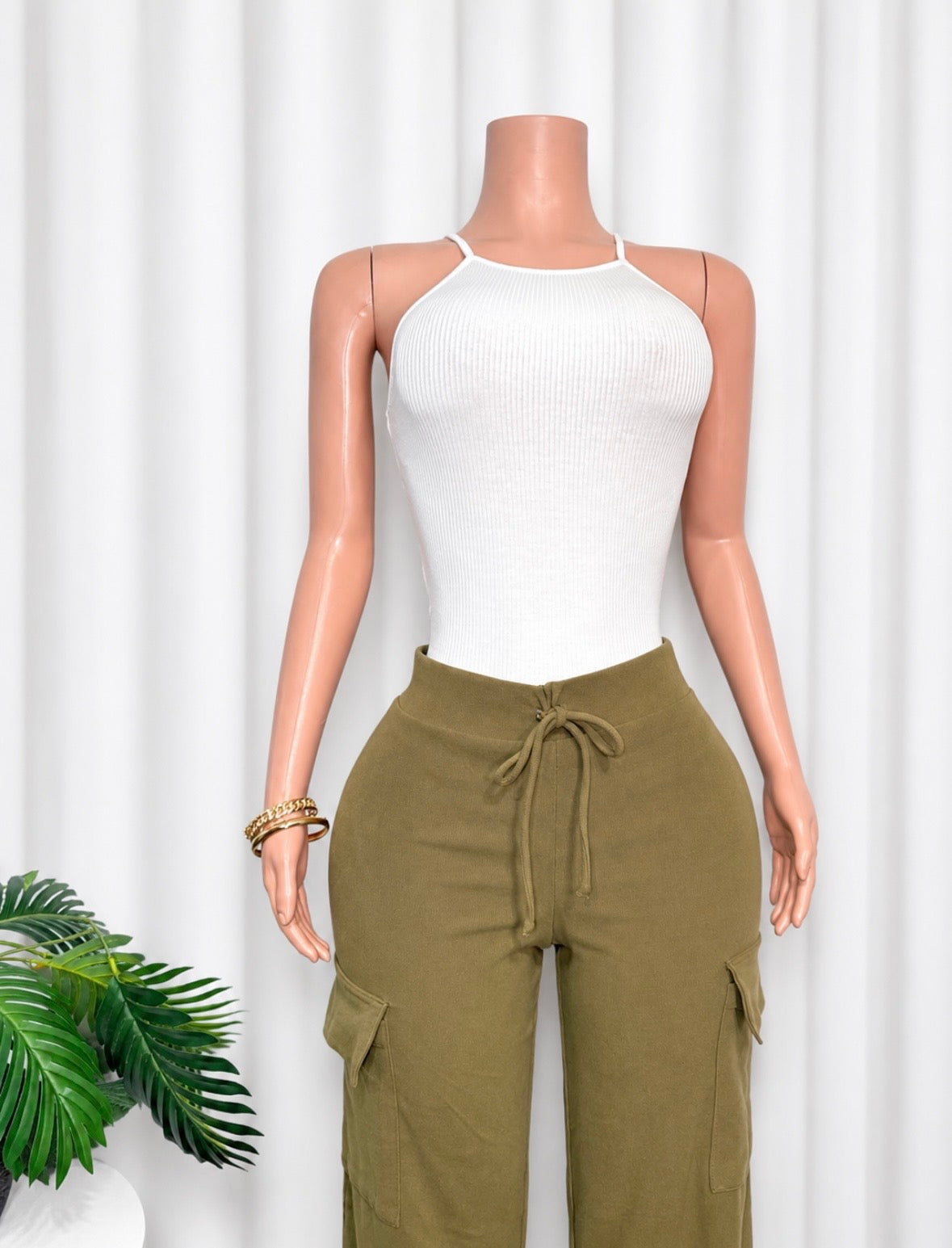 HIGH-NECK HALTER RIBBED RACERBACK TOP