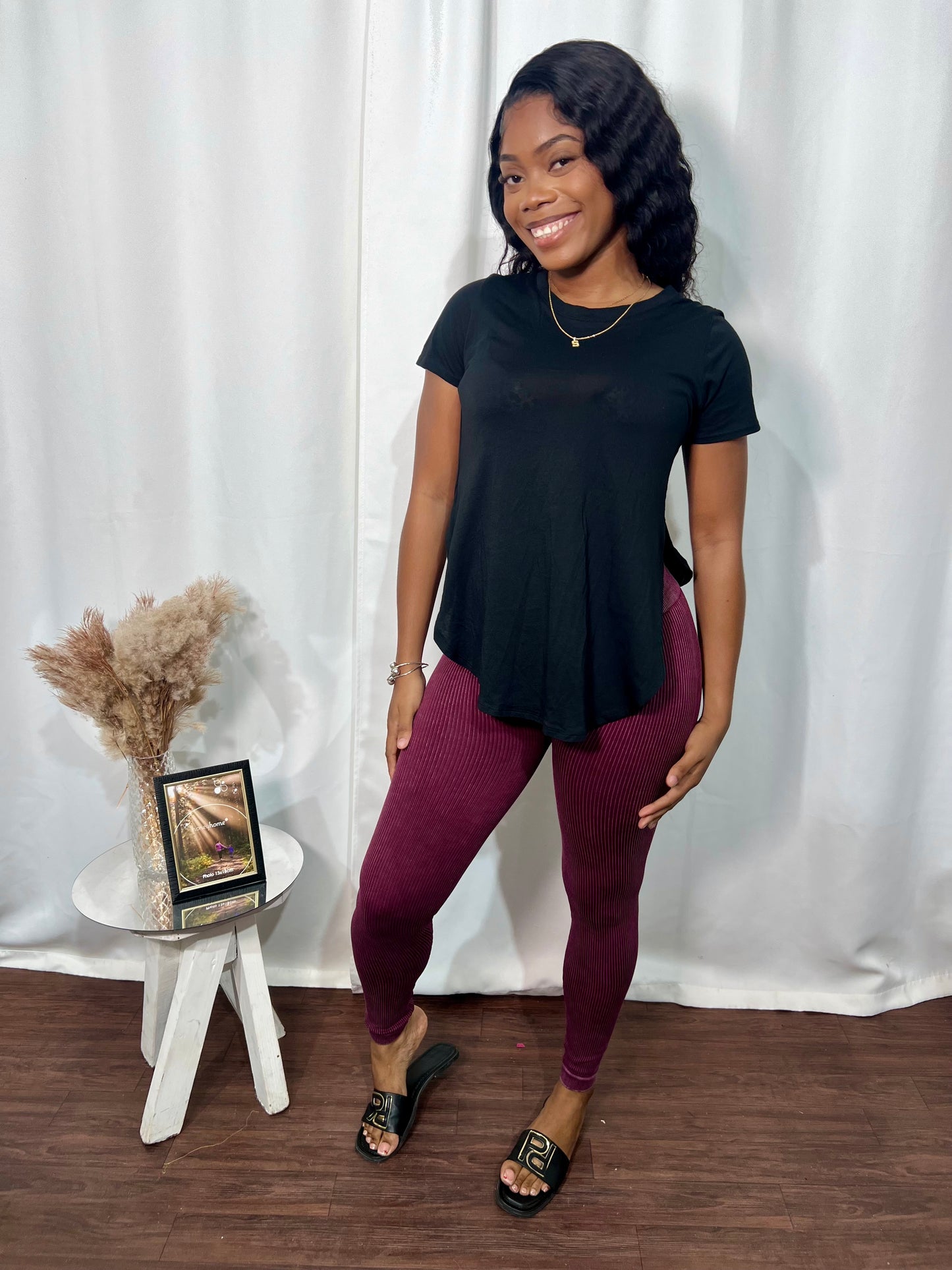 RIBBED HIGH-WAIST LEGGINGS