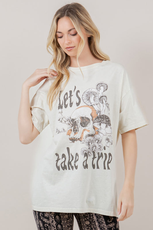 LET’S TAKE A TRIP OVERSIZED GRAPHIC TEE