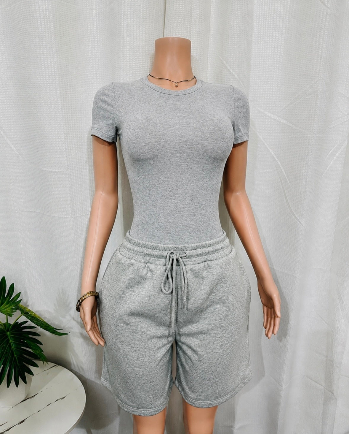 ROUND NECK SHORT SLV BODYBLOUSE