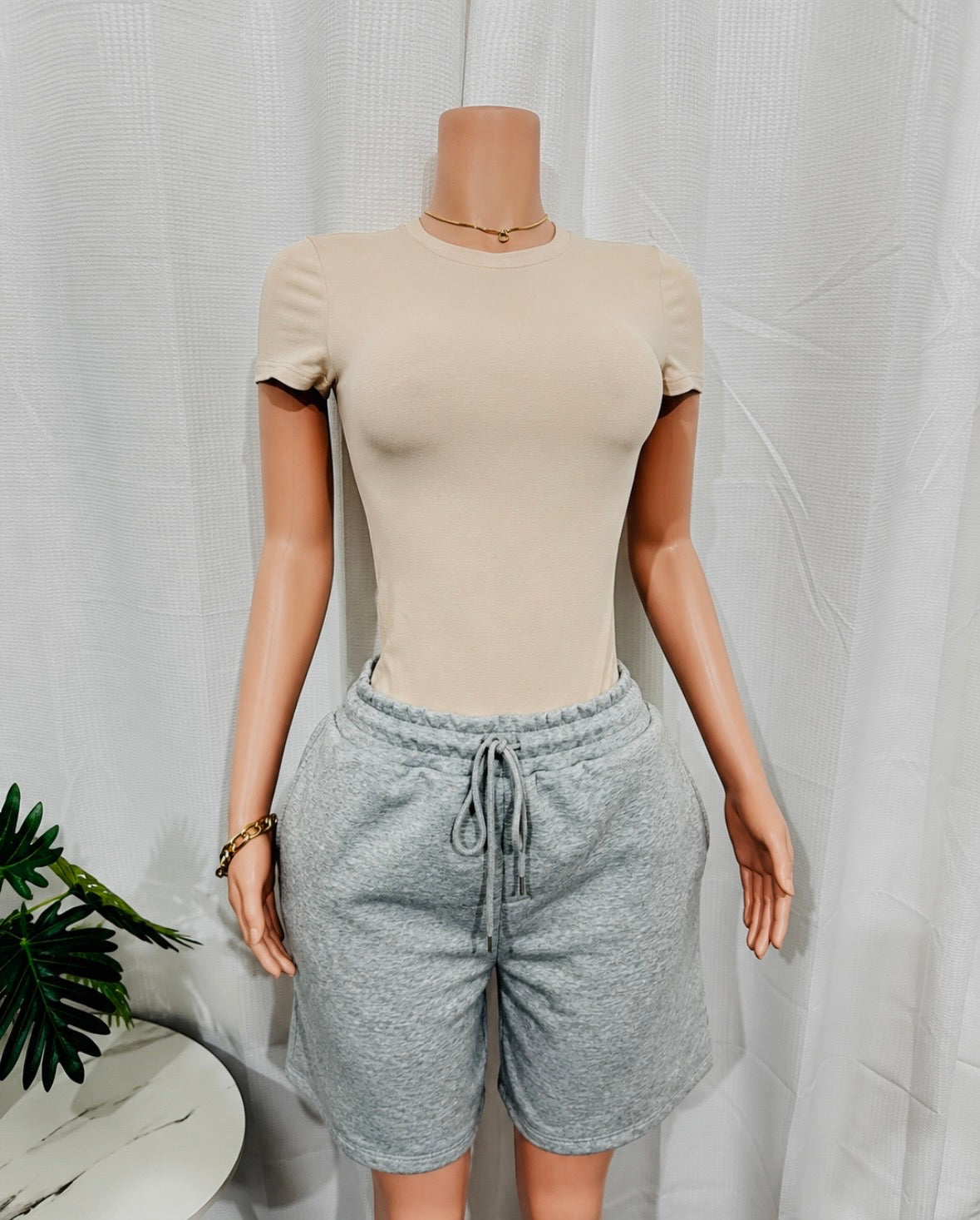 ROUND NECK SHORT SLV BODYBLOUSE