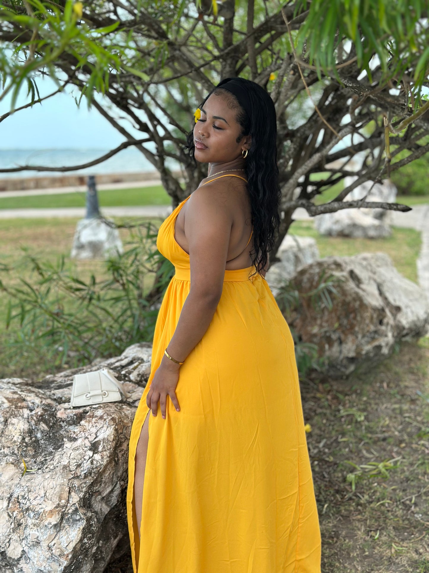 CRISS CROSS PLUNGING MAXI DRESS