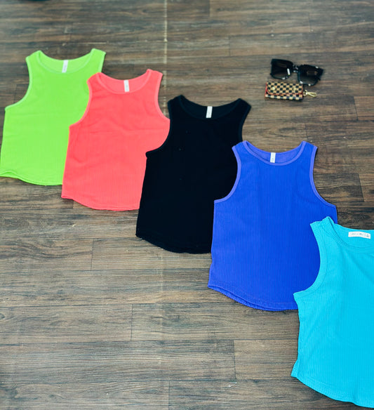 SEAMLESS RACERBACK RIBBED TOP
