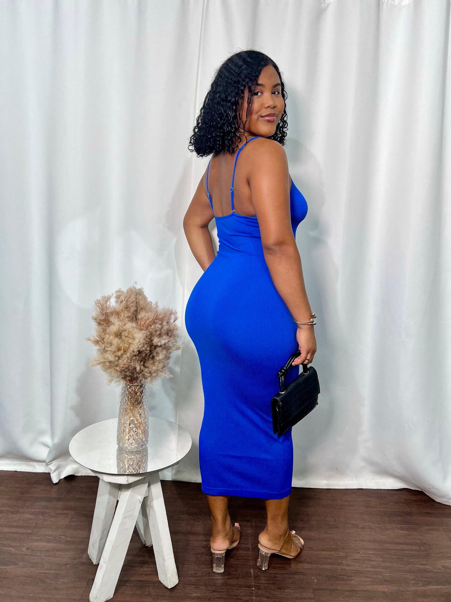 RIBBED SPAGHETTI STRAP BODYCON MAXI DRESS