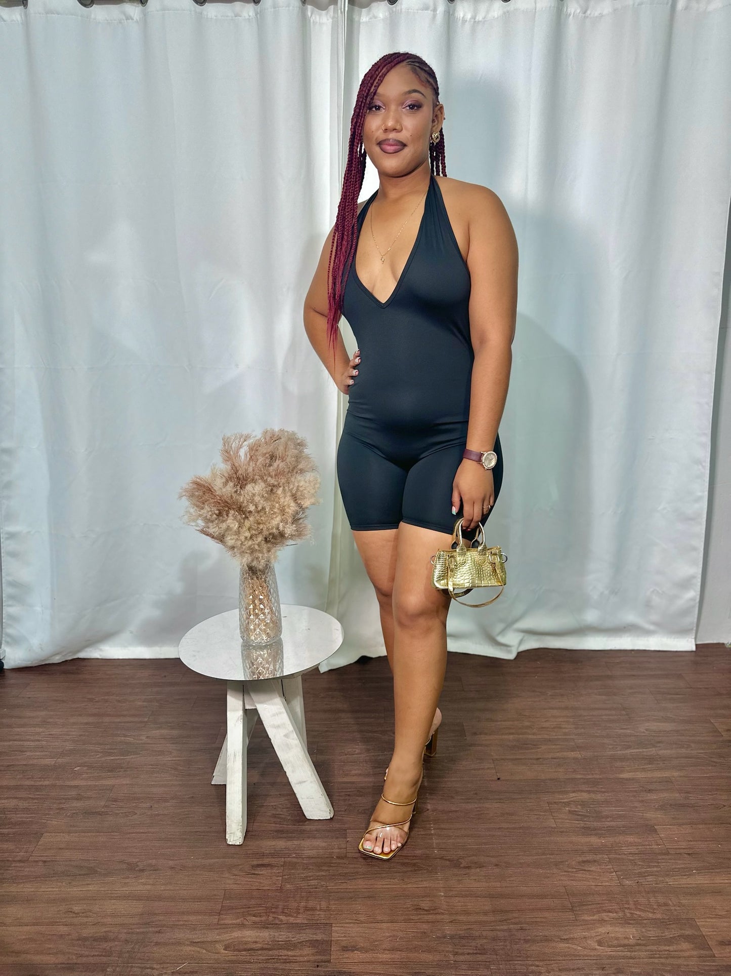 HALTER SEAMLESS ROMPER