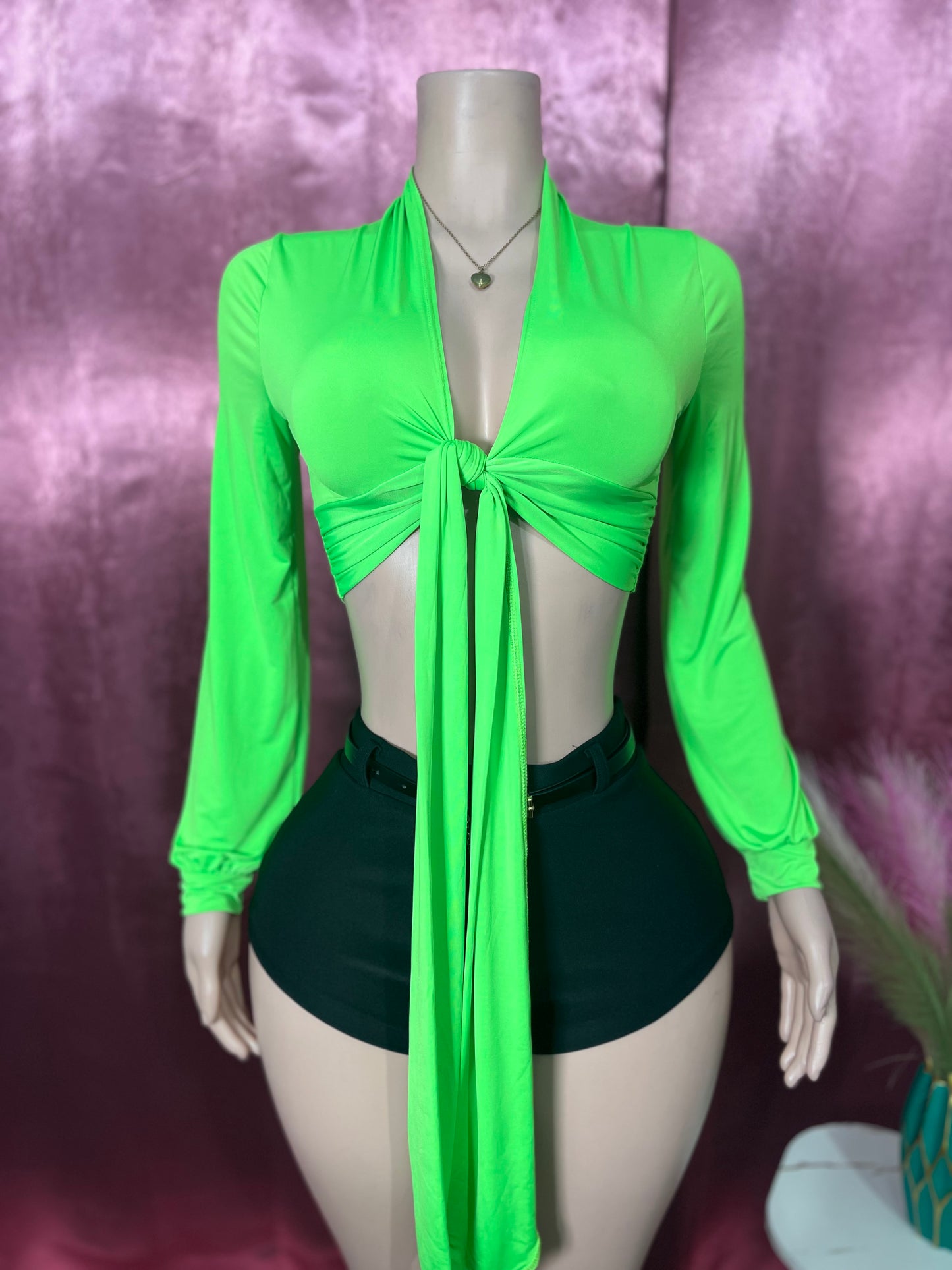 TIE FRONT LONG SLEEVE CROP TOP
