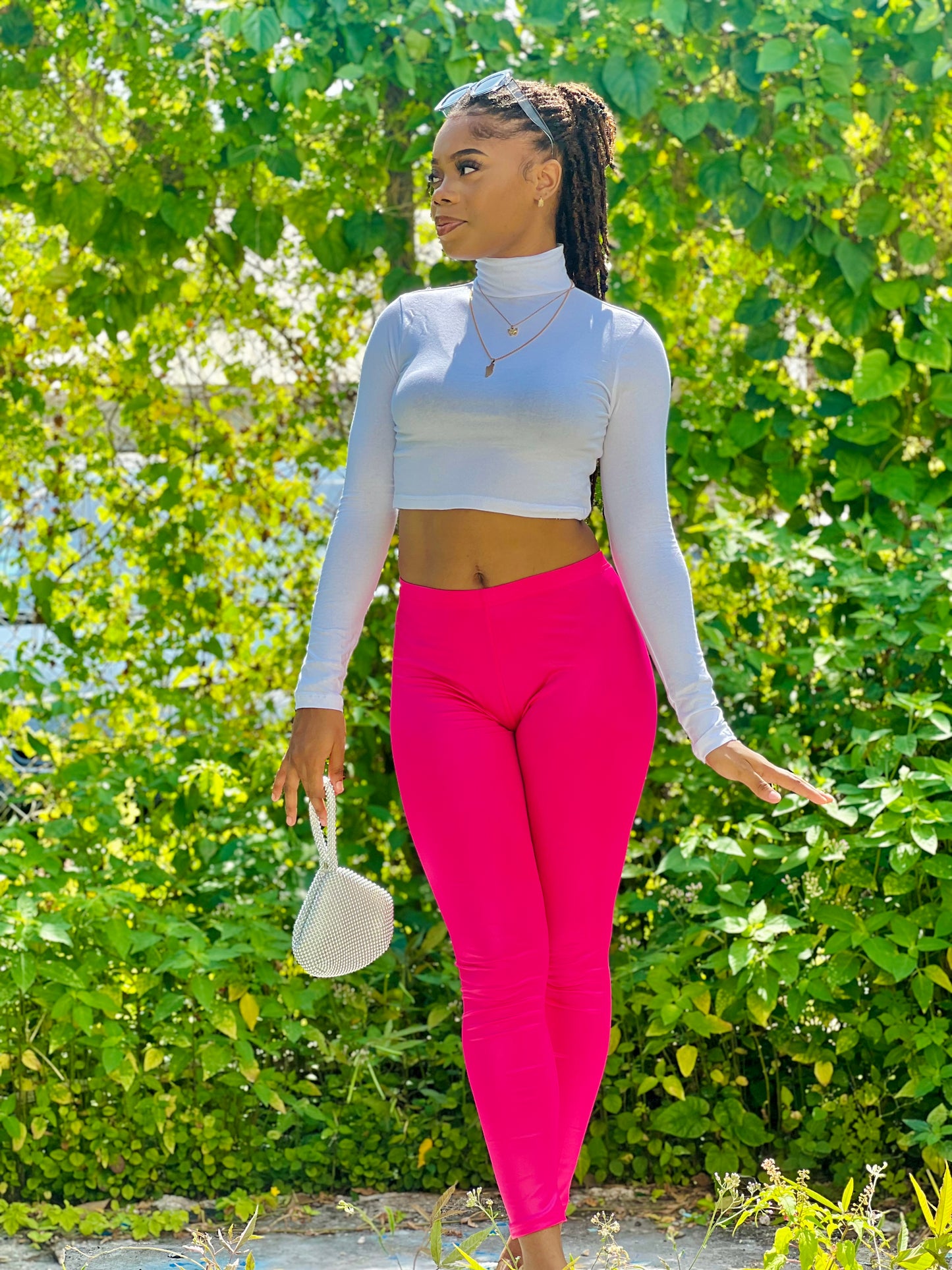 LONG-SLEEVE TURTLE NECK CROP TOP