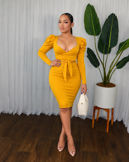 DEKODA CROPPED SKIRT SET